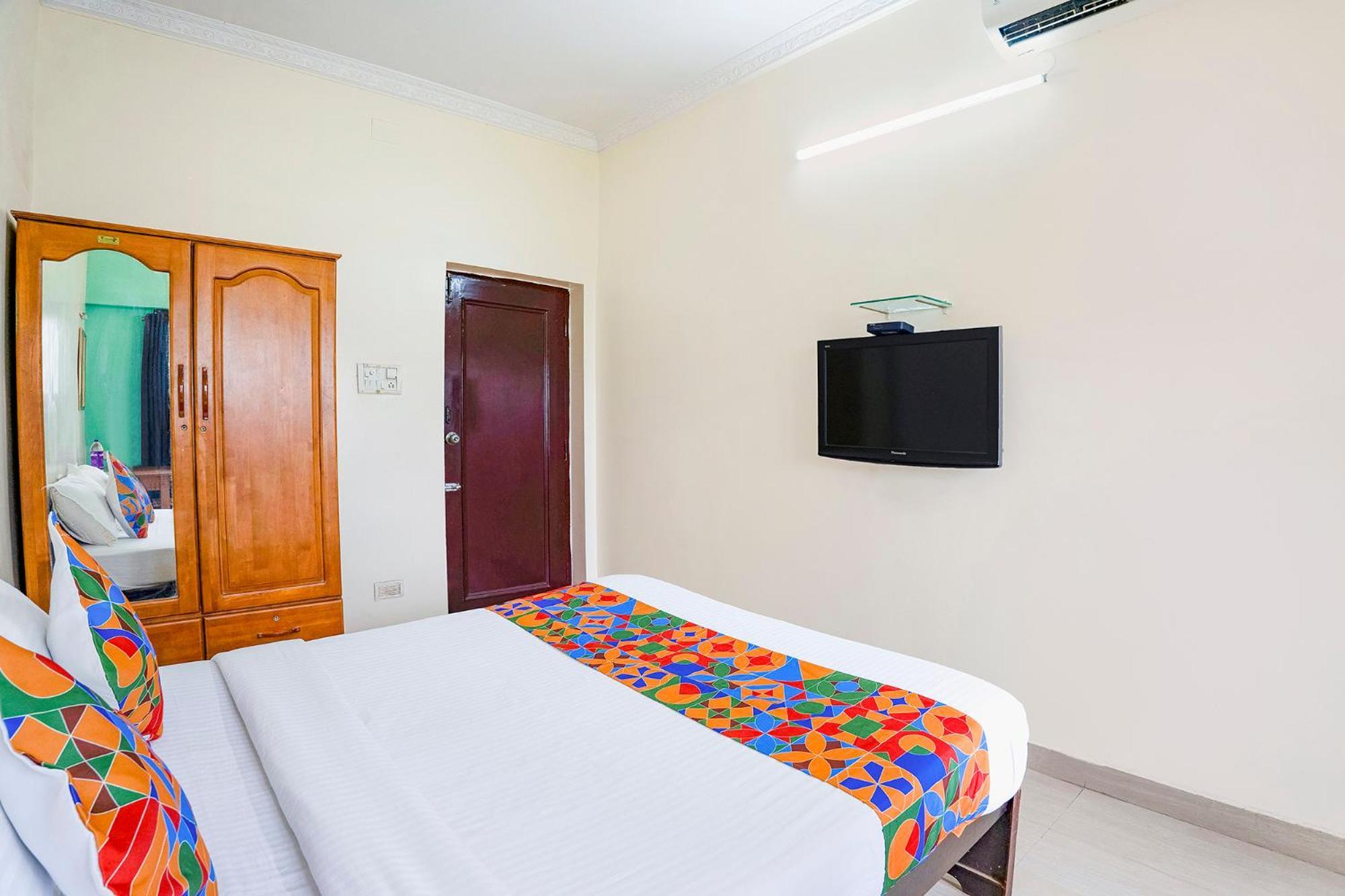 Fabhotel Home Tree Service Apartment - T Nagar Madras Buitenkant foto